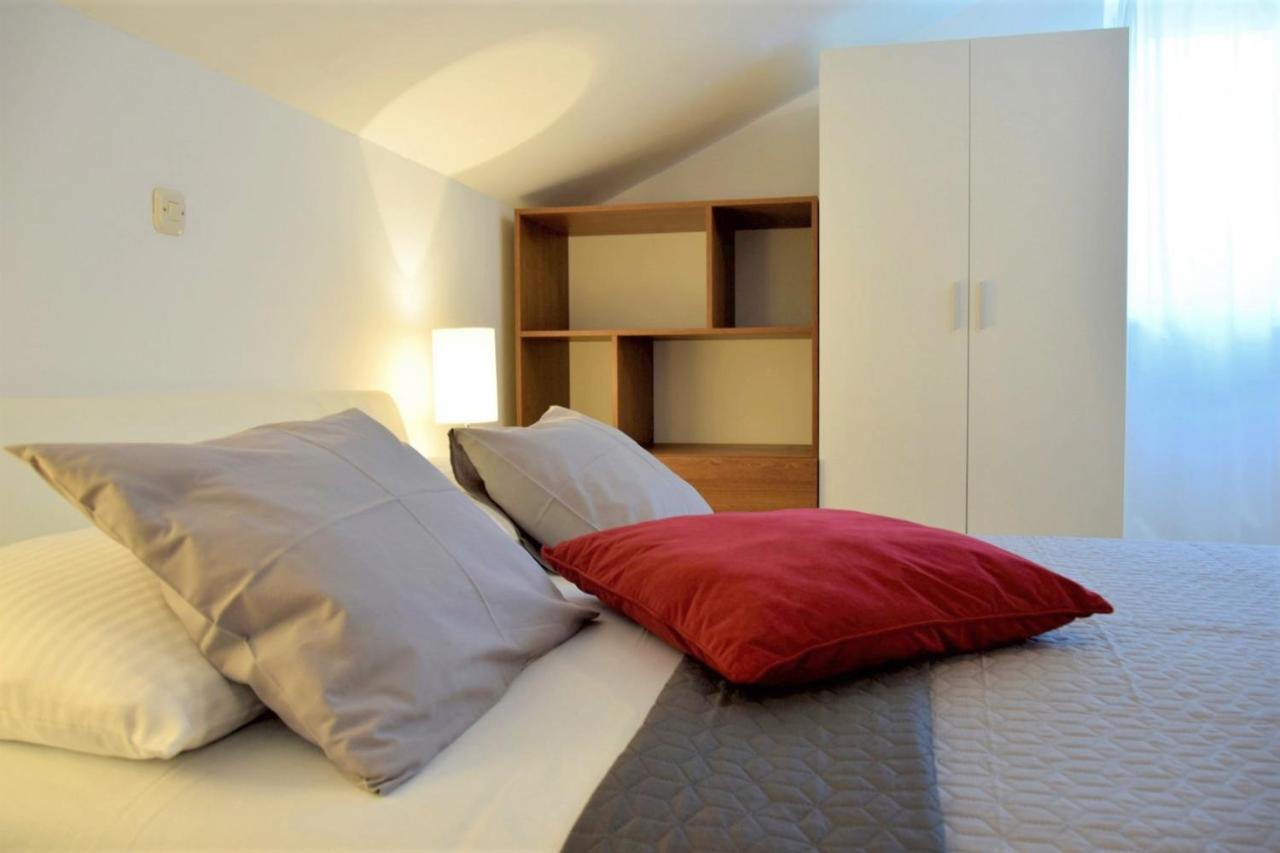 Muntidor Apartment *