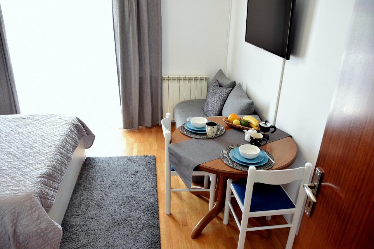Muntidor Apartment *