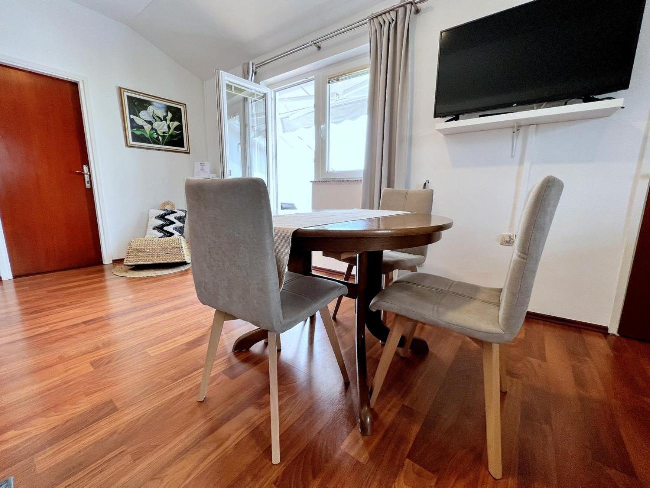 Apartment Muntidor Palit