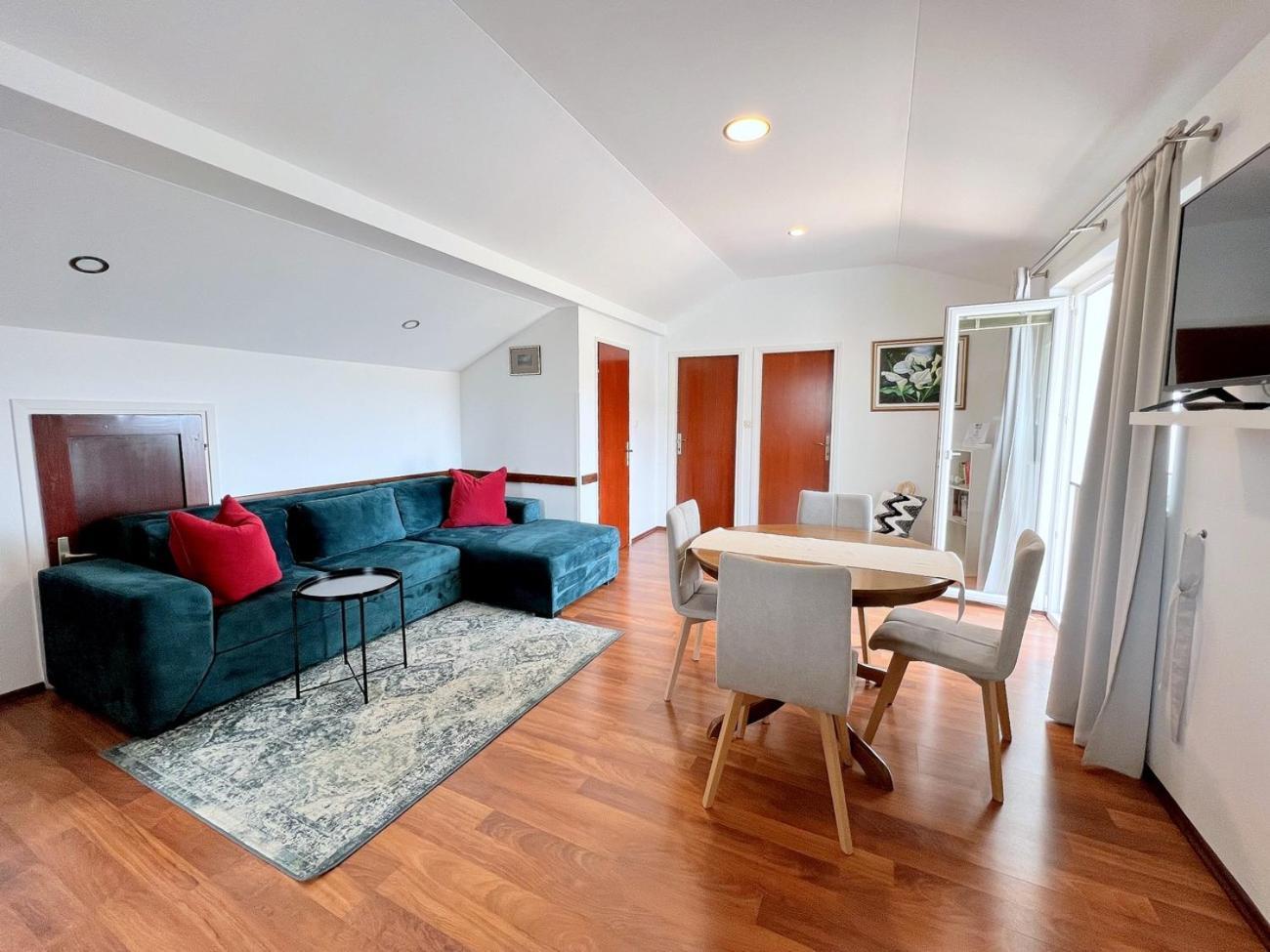Apartment Muntidor