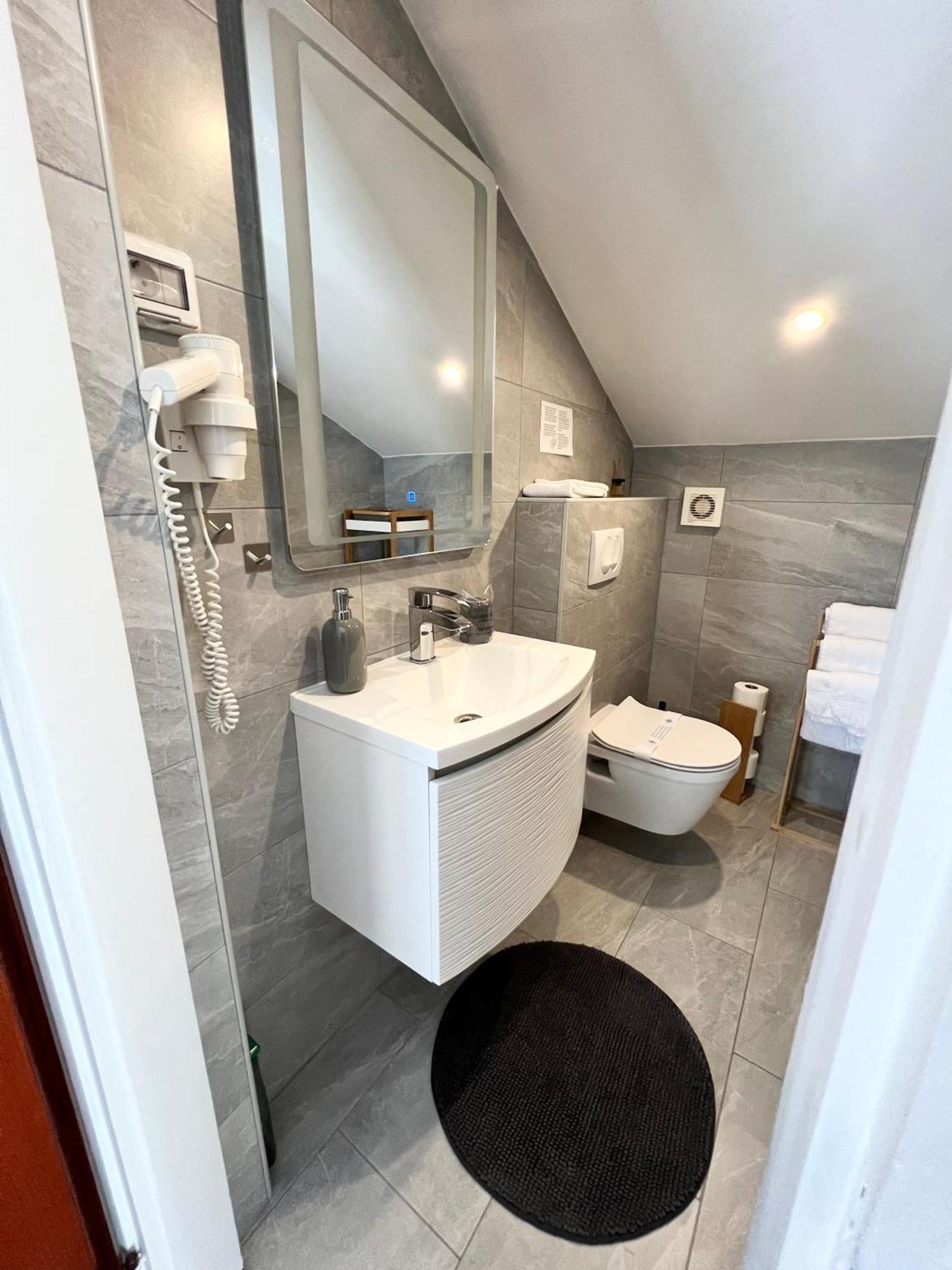 Muntidor Apartment *