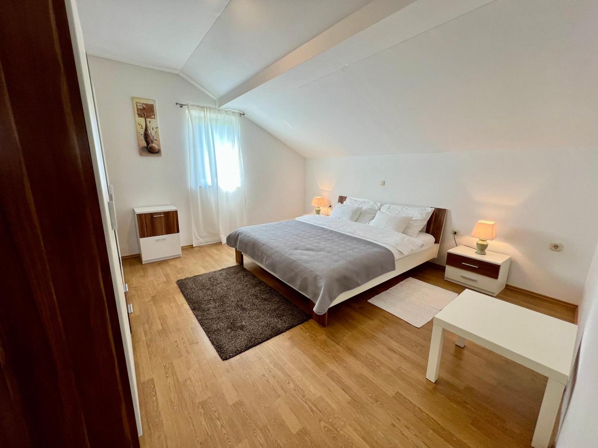 Muntidor Appartement Palit