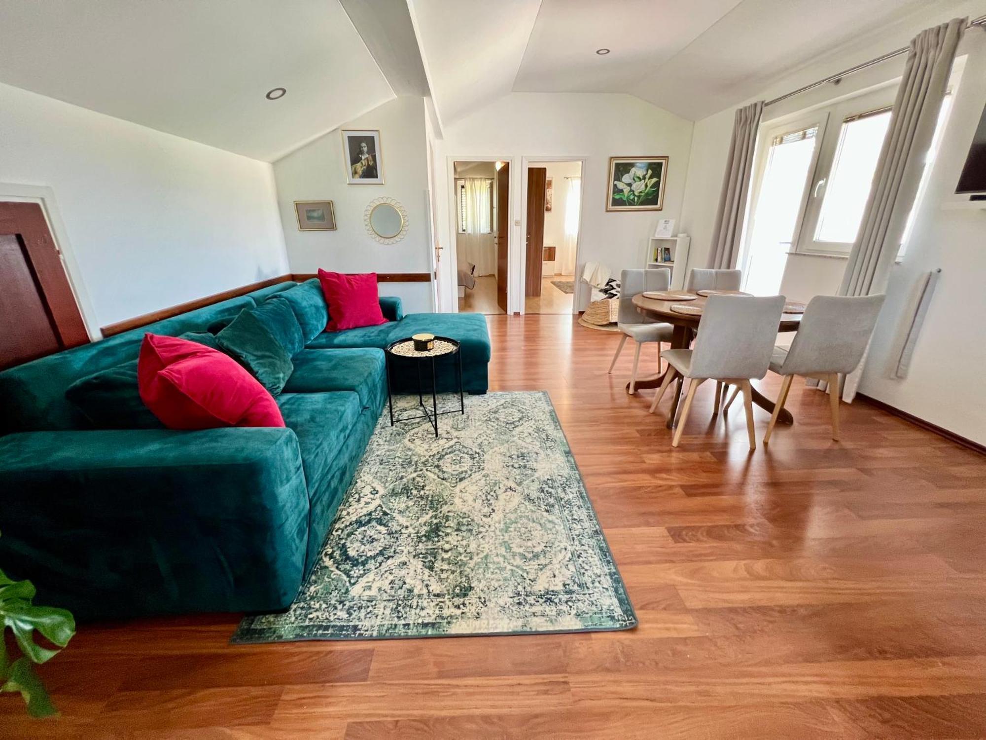 Muntidor Appartement Palit
